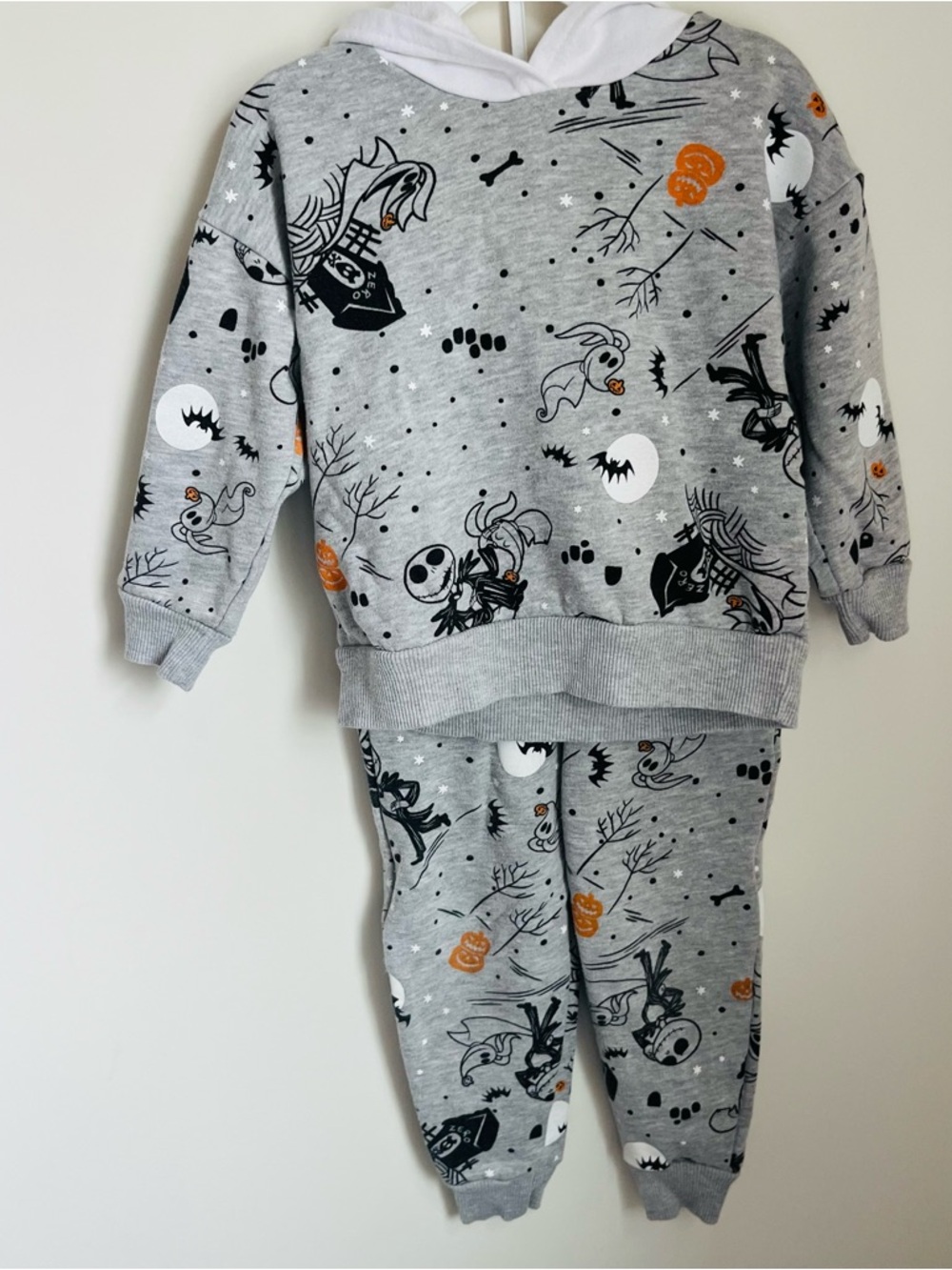Nightmare Before Christmas Outfit Size 3T Hoodie Sweatpants Gray Jack
